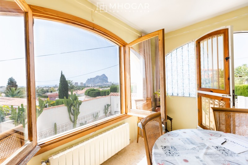 Calpe-Casa hermosa con vistas al mar y Peñón de Ifach a la venta
